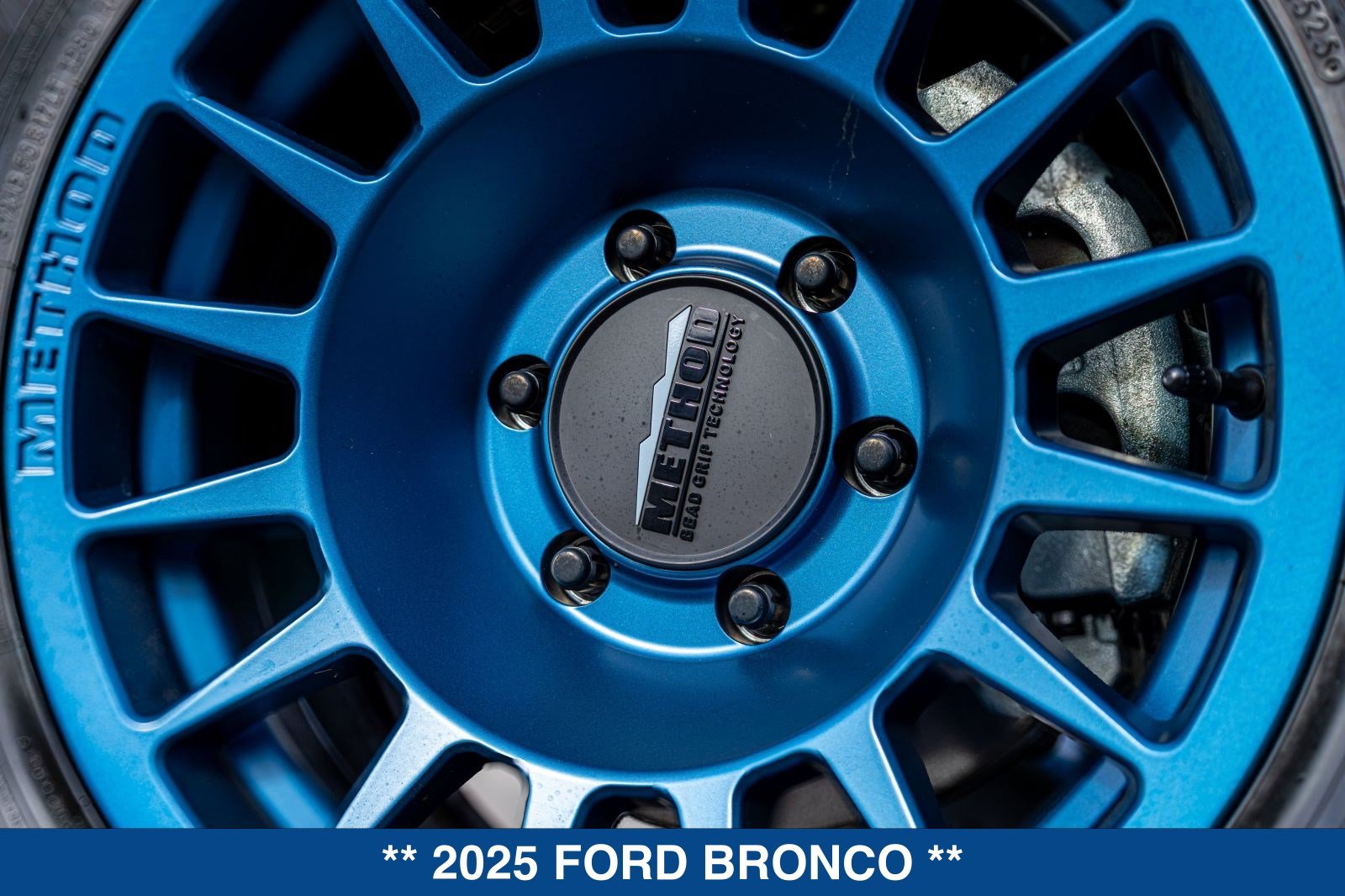 Used 2025 Ford Bronco Badlands AWD/4WD image 25