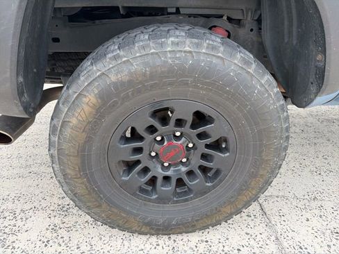 Used 2018 Toyota Tacoma TRD Pro image 10