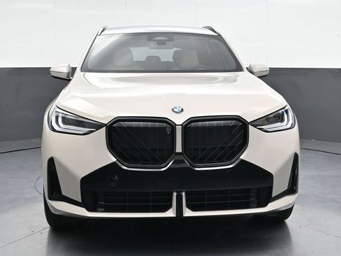 Used 2025 BMW X3 xDrive30i w/ Premium Package AWD/4WD image 11