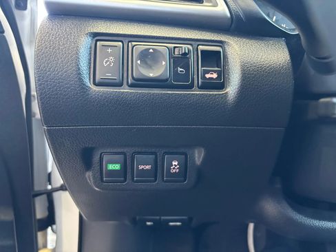 Used 2017 Nissan Sentra SV image 18