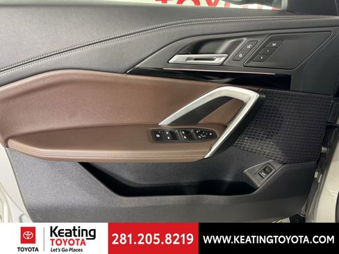 Used 2025 BMW X1 xDrive28i image 10