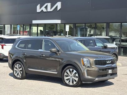 Used 2022 Kia Telluride EX w/ EX Premium Package