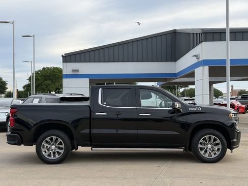 Used 2022 Chevrolet Silverado 1500 High Country w/ Safety Package II image 3