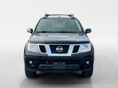 Used 2021 Nissan Frontier PRO-4X w/ Pro-4x Utility Package image 9