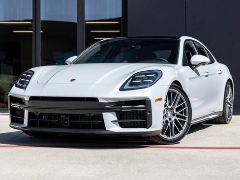 Certified 2025 Porsche Panamera 4 AWD/4WD image 1
