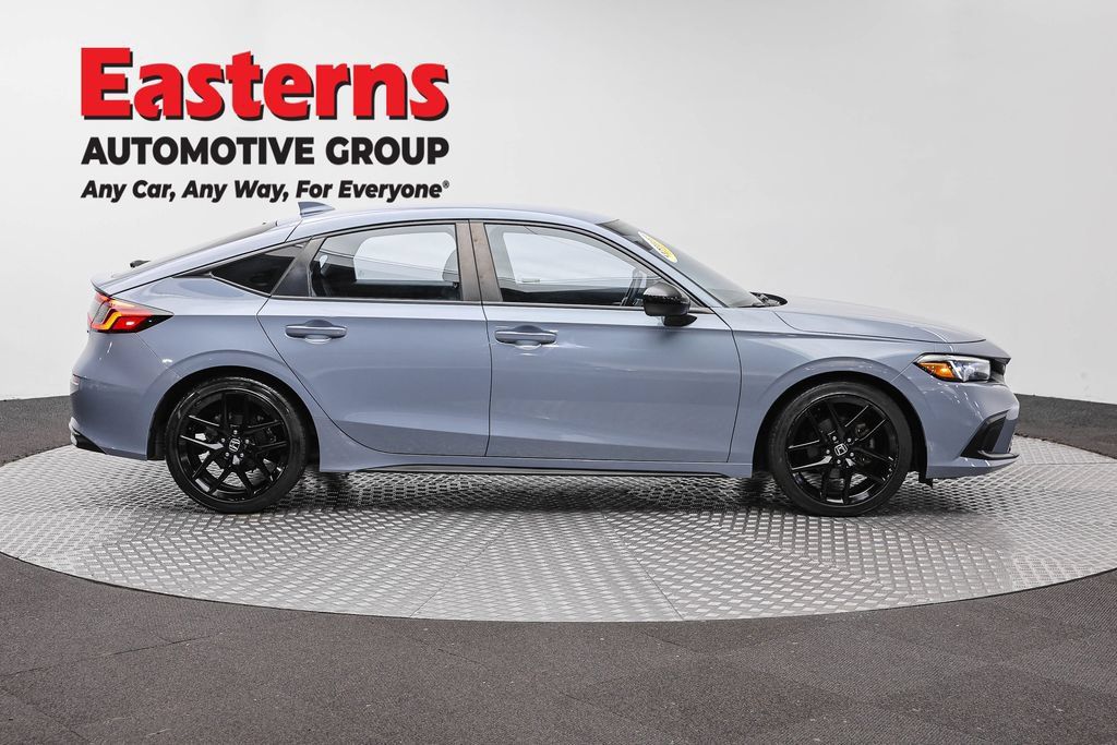 Used 2024 Honda Civic Sport image 4