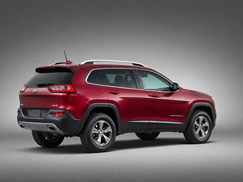 Used 2016 Jeep Cherokee Latitude w/ Safety/Convenience Group AWD/4WD image 1