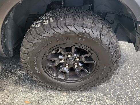 Used 2018 RAM 1500 Rebel w/ Luxury Group AWD/4WD image 9