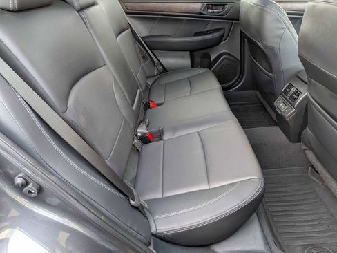 Used 2019 Subaru Outback 3.6R Limited image 20