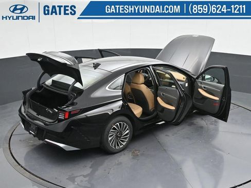 New 2025 Hyundai Sonata Limited image 46