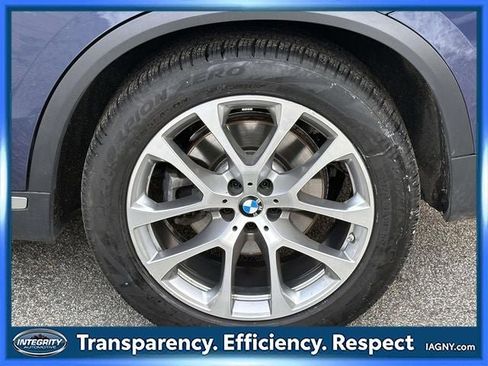 Used 2023 BMW X5 xDrive40i w/ Premium Package image 13