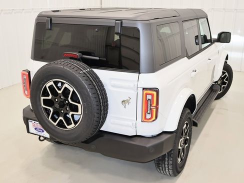 New 2025 Ford Bronco Outer Banks image 35