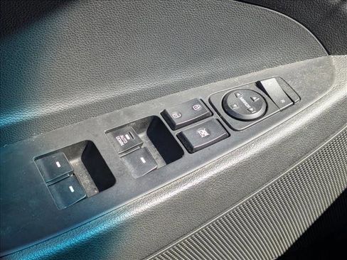 Used 2019 Hyundai Tucson SE image 12