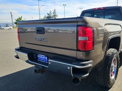 Used 2015 GMC Sierra 3500 SLT w/ Duramax Plus Package AWD/4WD image 7