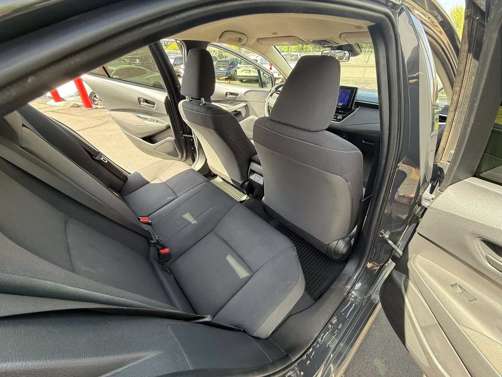 Used 2023 Toyota Corolla LE FWD image 18