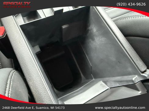 Used 2021 Ford Edge SEL image 31