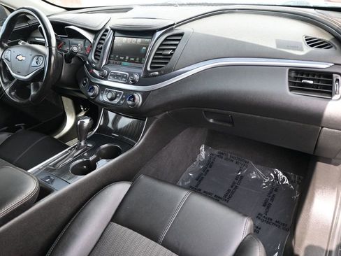 Used 2019 Chevrolet Impala LT image 8