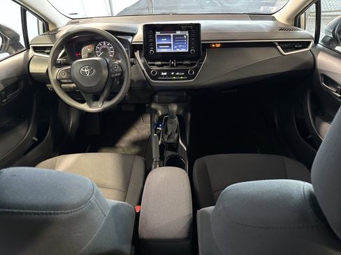 Used 2022 Toyota Corolla L image 25