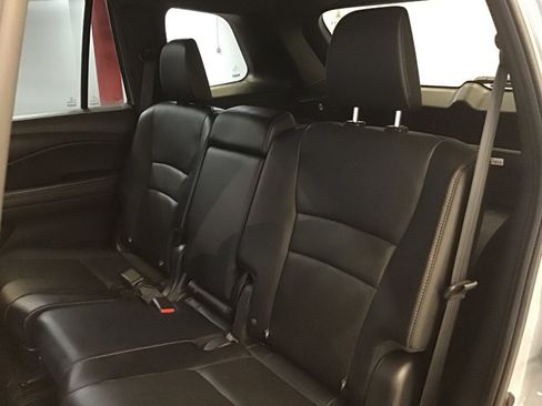 Used 2022 Honda Passport EX-L image 17