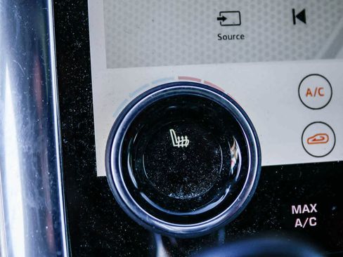 Used 2019 Land Rover Range Rover Sport HSE Dynamic image 27