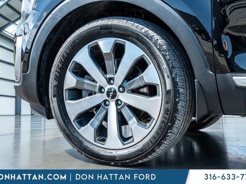 Used 2022 Kia Telluride SX image 39