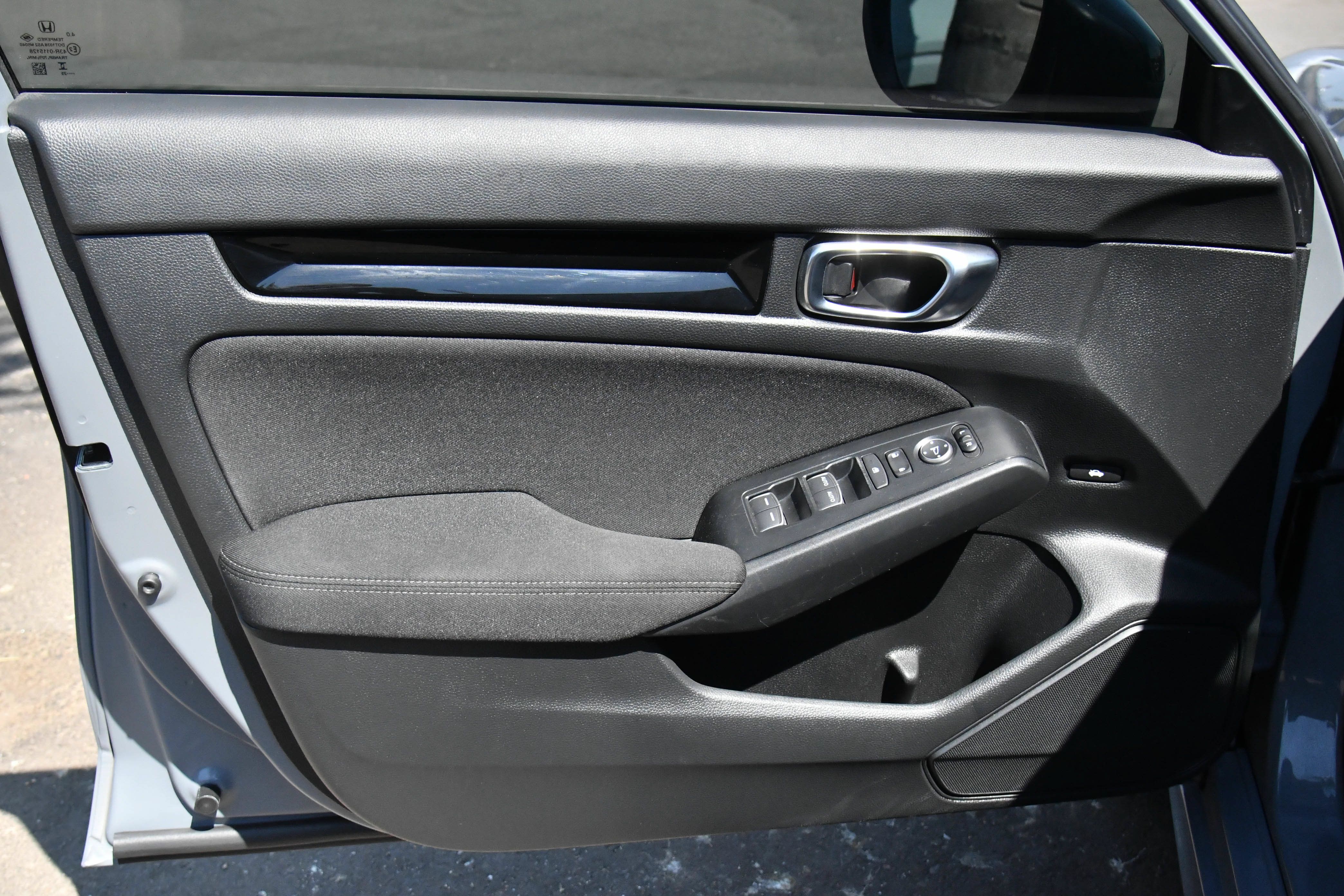 Used 2025 Honda Civic Sport image 13