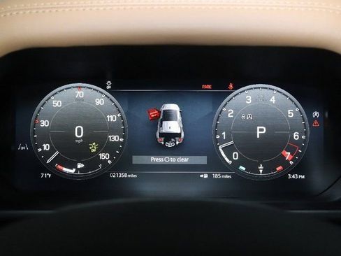 Used 2025 Land Rover Defender 110 X-Dynamic SE AWD/4WD image 21