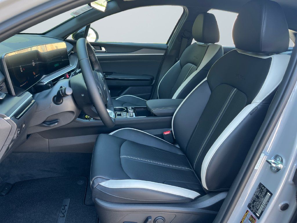 New 2026 Kia K5 GT-Line FWD image 9