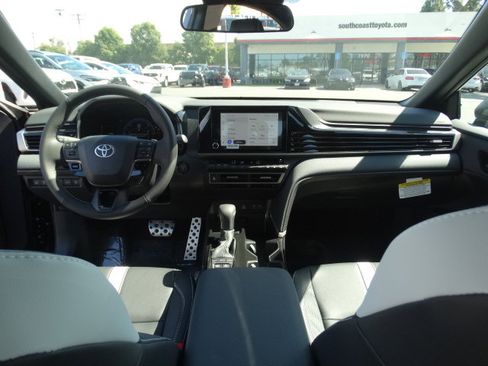 New 2026 Toyota Camry SE image 15
