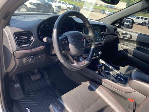 Used 2024 Dodge Durango GT RWD image 27
