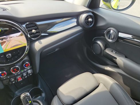 Used 2024 MINI Cooper S FWD image 24