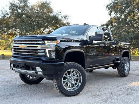 Used 2023 Chevrolet Silverado 2500 High Country w/ Safety Package II image 79