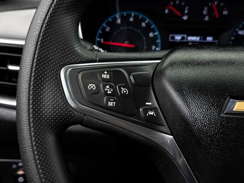 Used 2020 Chevrolet Equinox LS w/ LS Convenience Package FWD image 26