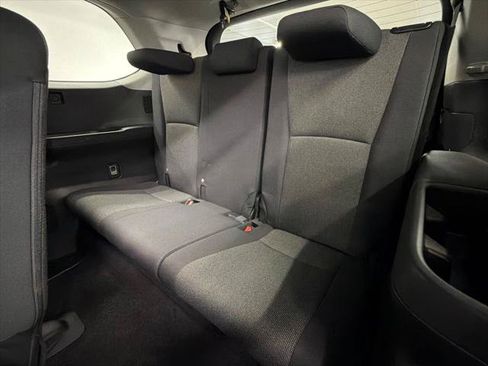 Certified 2025 Toyota Grand Highlander FWD image 40