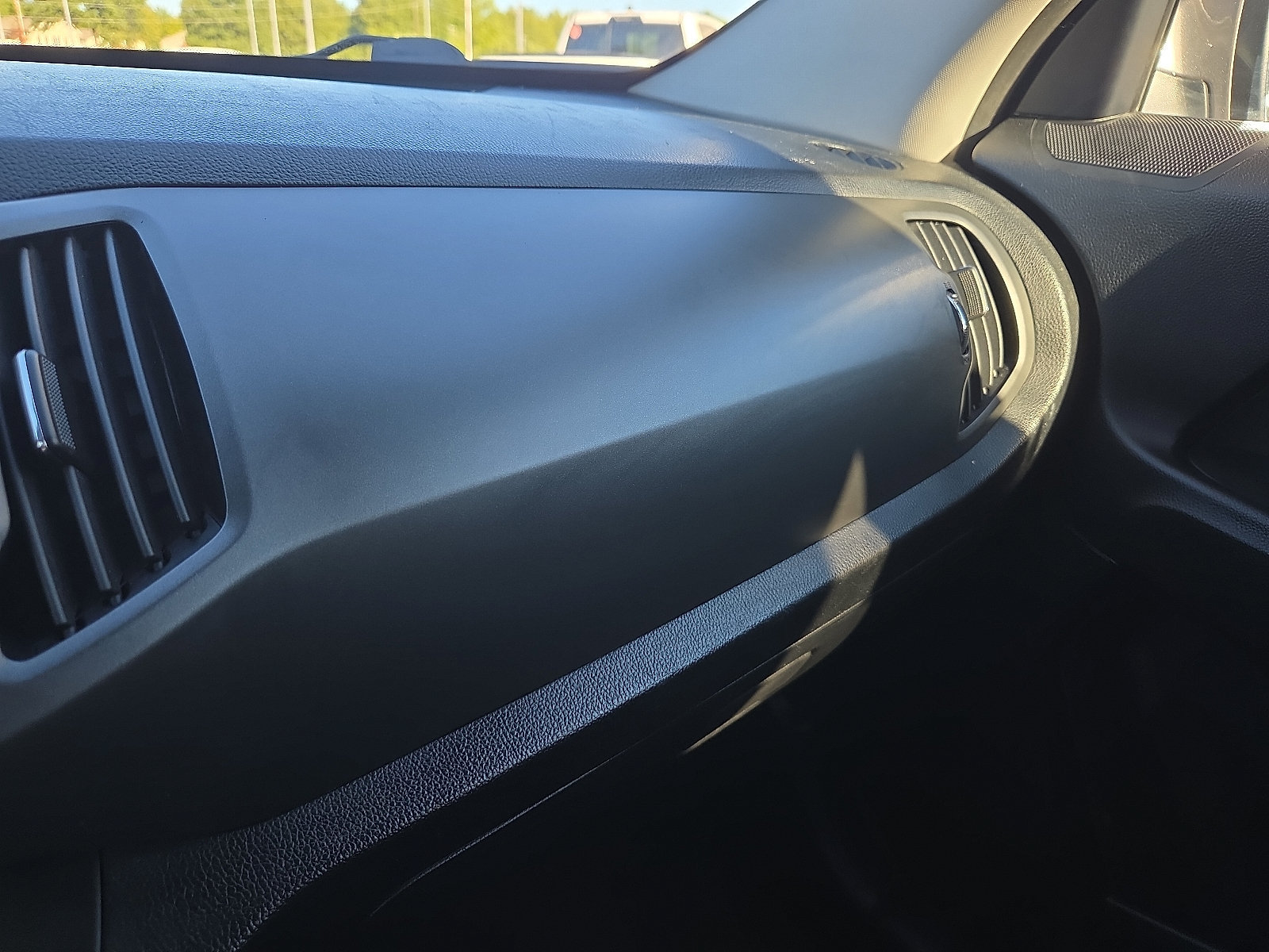 Used 2013 Kia Sportage LX FWD image 19