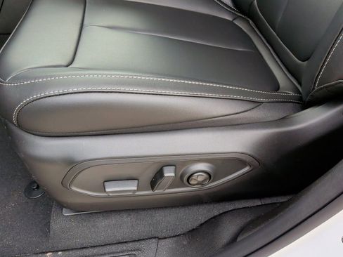 New 2025 Jeep Grand Cherokee Limited image 13