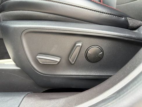 Used 2024 Ford Escape ST-Line w/ Tech Pack #1 FWD image 20