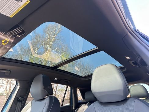 New 2026 Volkswagen Tiguan SE R-Line AWD/4WD image 12