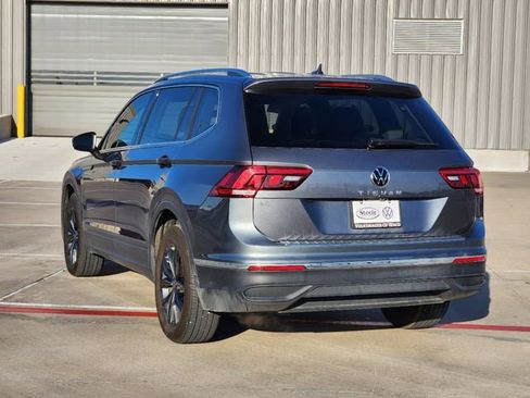 New 2024 Volkswagen Tiguan SE image 4