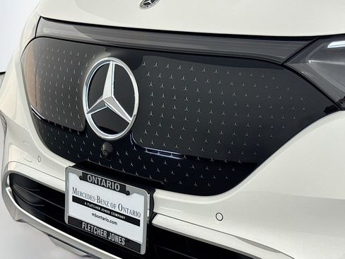 New 2026 Mercedes-Benz EQE 320 4MATIC SUV image 11