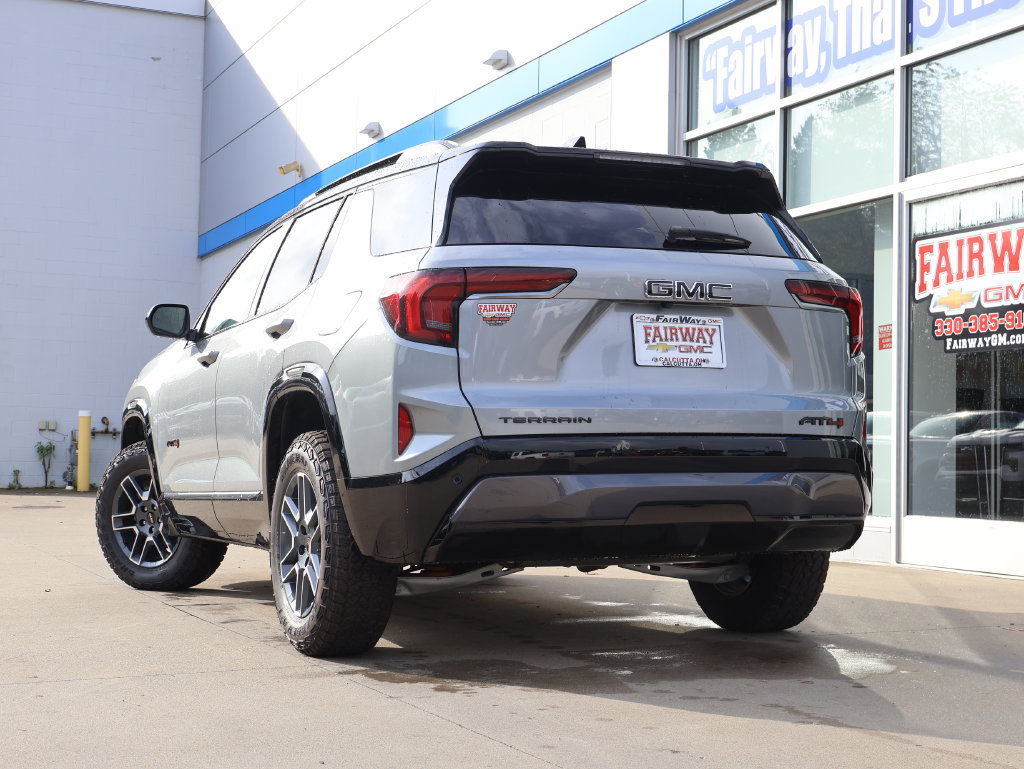 New 2027 GMC Terrain AT4 w/ Convenience Package III AWD/4WD image 37