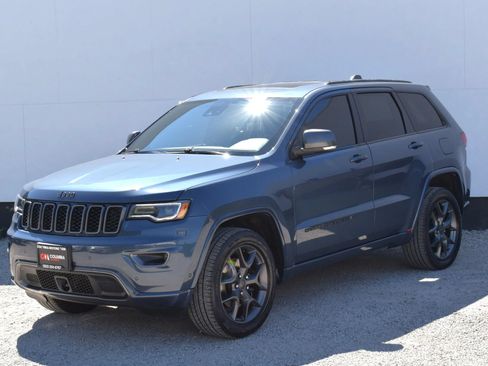 Used 2021 Jeep Grand Cherokee Limited w/ Quick Order Package 2GK 80th AWD/4WD image 3