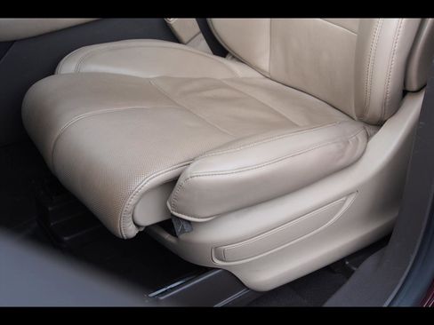 Used 2020 Lincoln Aviator Reserve w/ Equipment Group 202A image 23