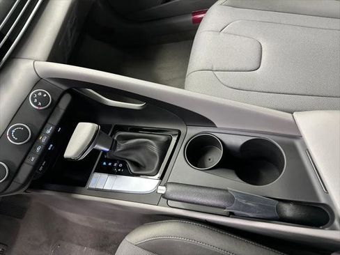 New 2026 Hyundai Elantra SE image 28