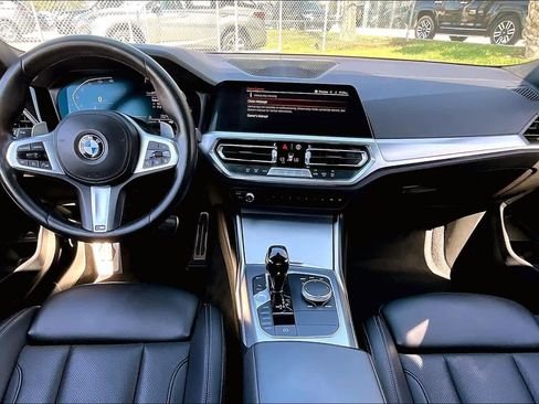 Used 2022 BMW 330i Sedan w/ M Sport Package image 13