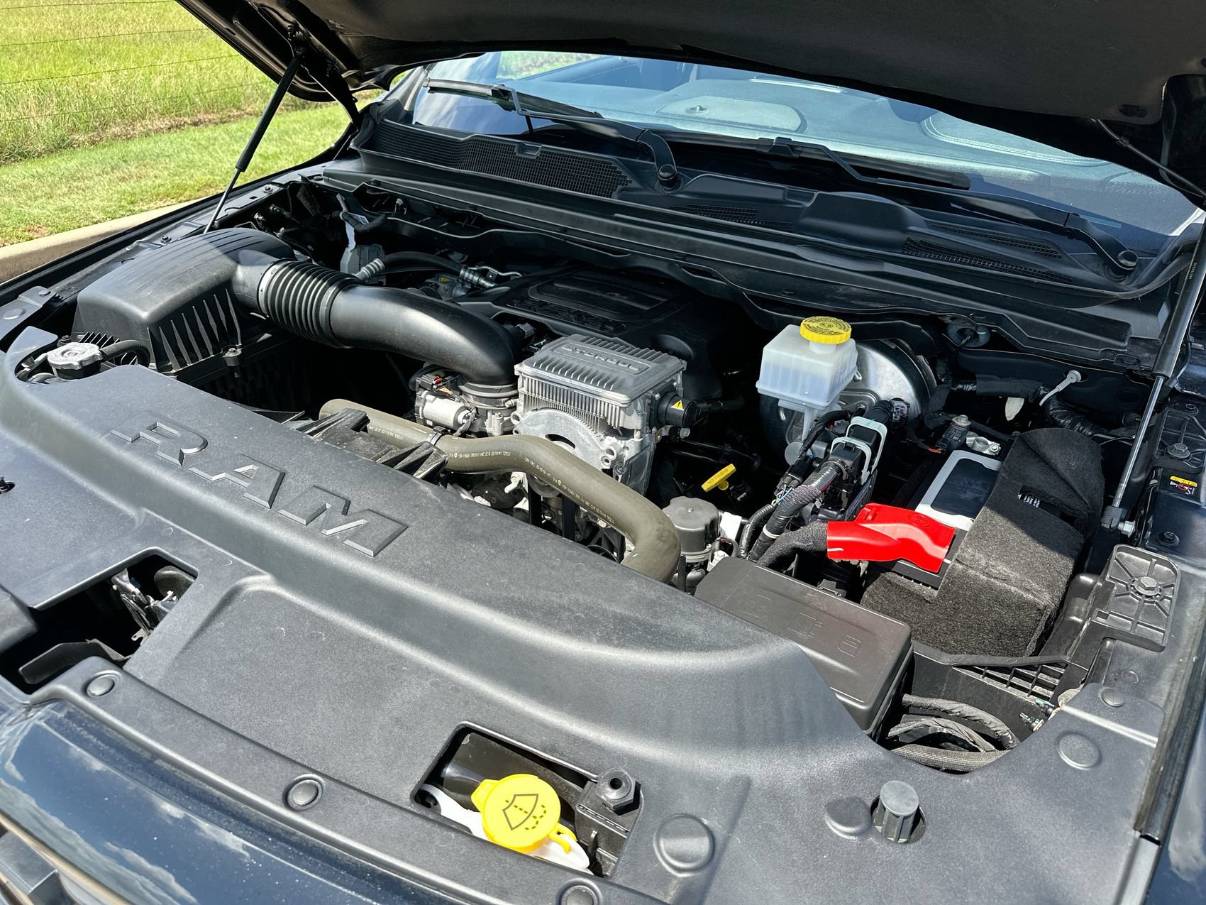 Used 2023 RAM 1500 Laramie AWD/4WD image 27