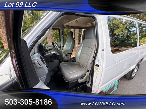 Used 2009 Ford E-350 and Econoline 350 Extended Super Duty RWD image 15
