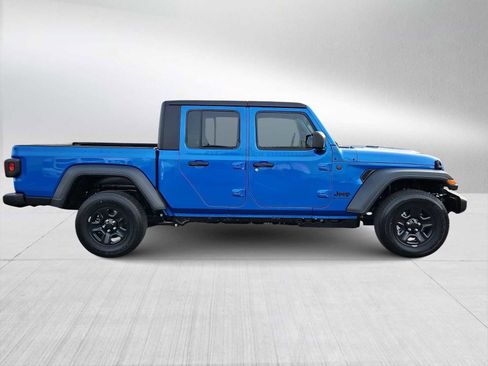 New 2026 Jeep Gladiator Sport image 9