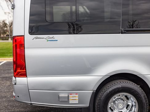 Used 2019 Mercedes-Benz Sprinter 170 w/ Premium Plus Package image 53