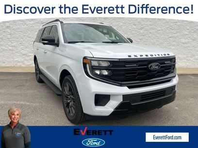 New 2026 Ford Expedition Platinum w/ Stealth Appearance Package